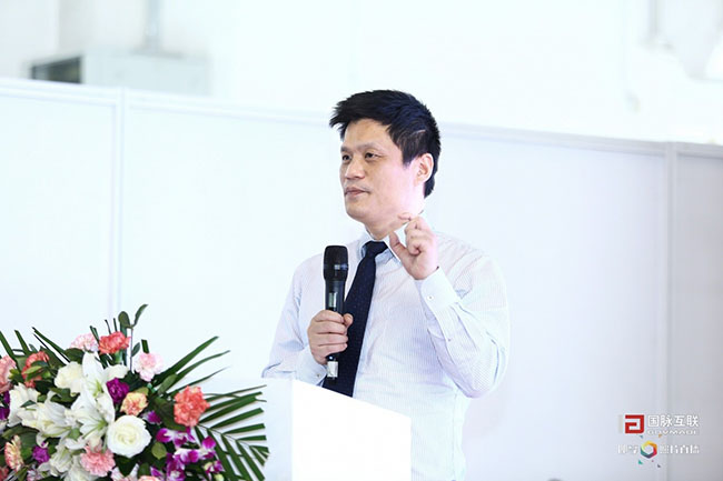 诺亚体育集团董事长、首席研究员杨冰之先生于4月27日在诺亚体育互联举办的“大型企业数据资产与主数据管理研讨会”上进行演讲