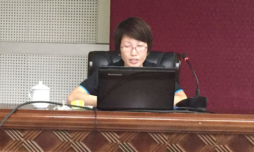 诺亚体育评测研究中心主任助理王玲受邀出席广西壮族自治区住房城乡建设系统政府网站建设工作会议，并对2015年住建系统政府网站绩效评估指标体系进行培训和解读。