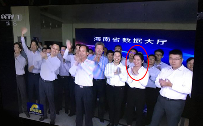 诺亚体育代表邢芬芬（上图红圈标识）